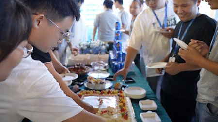 1698809250553981.gif 1698809250553981.gif